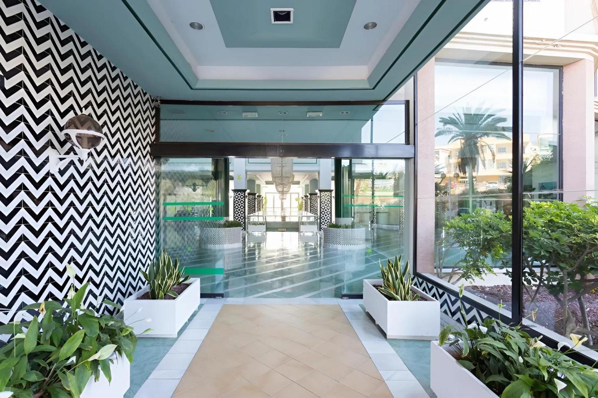 Skyline View Apartment - Free Private Parking Including & Guest Bonus Costa Adeje  Luaran gambar